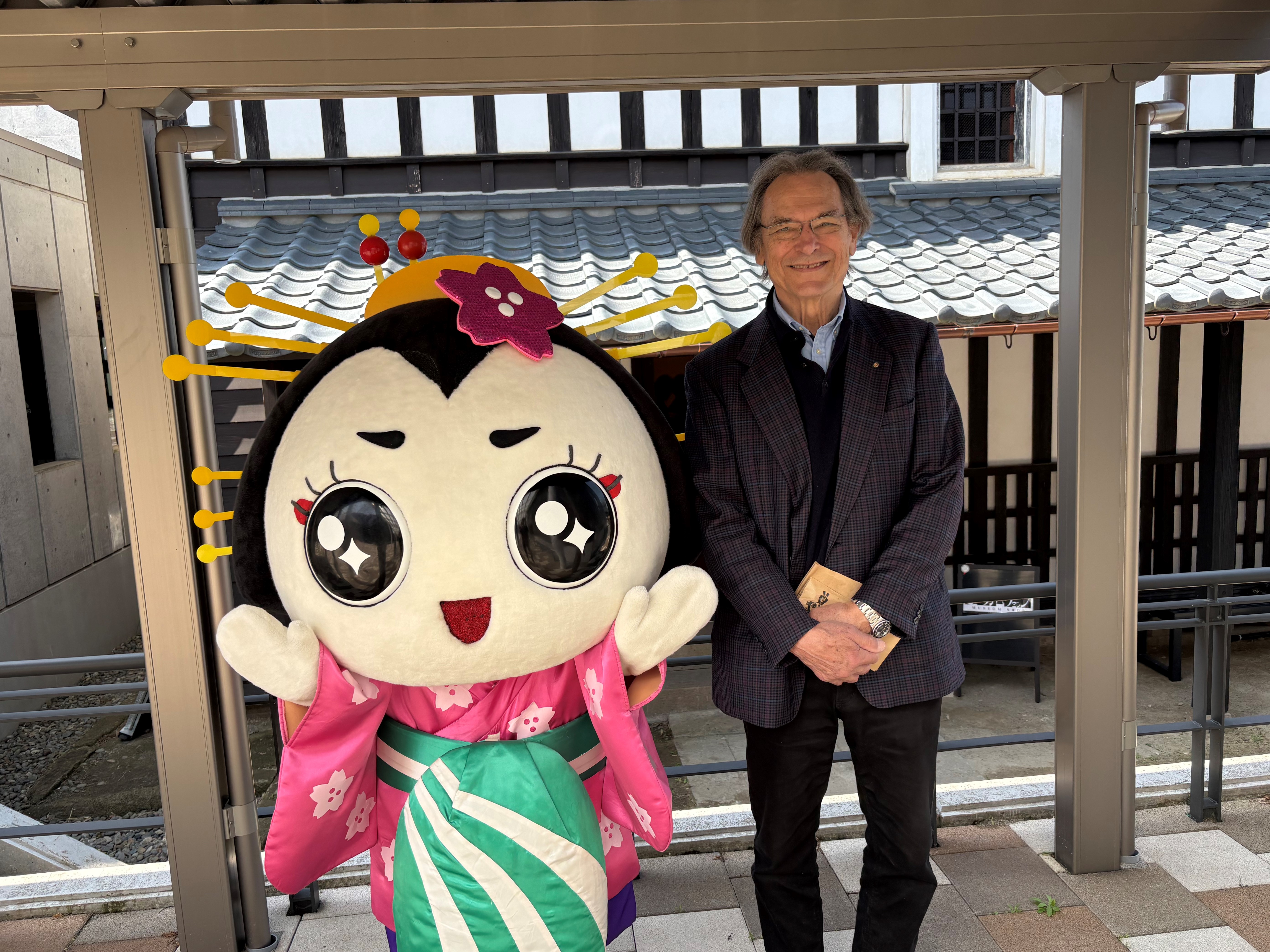 カール氏ときららん